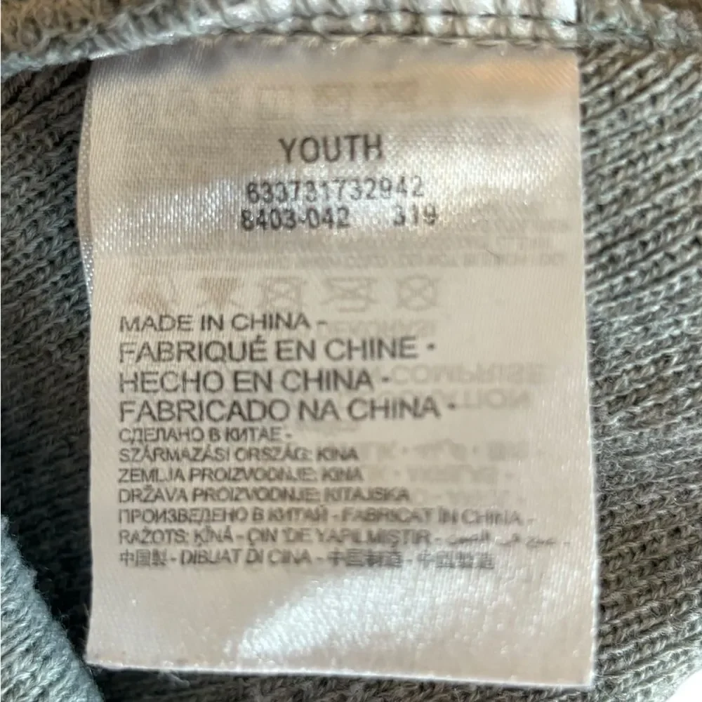 Levis Youth Beanie Hat Heather Gray Red Logo Patch